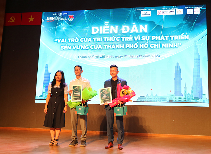 DOTHANH AUTO tài trợ diễn đàn: Vai Trò Của Tri Thức Trẻ Vì Sự Phát Triển Bền Vững Của TP.HCM | UEH