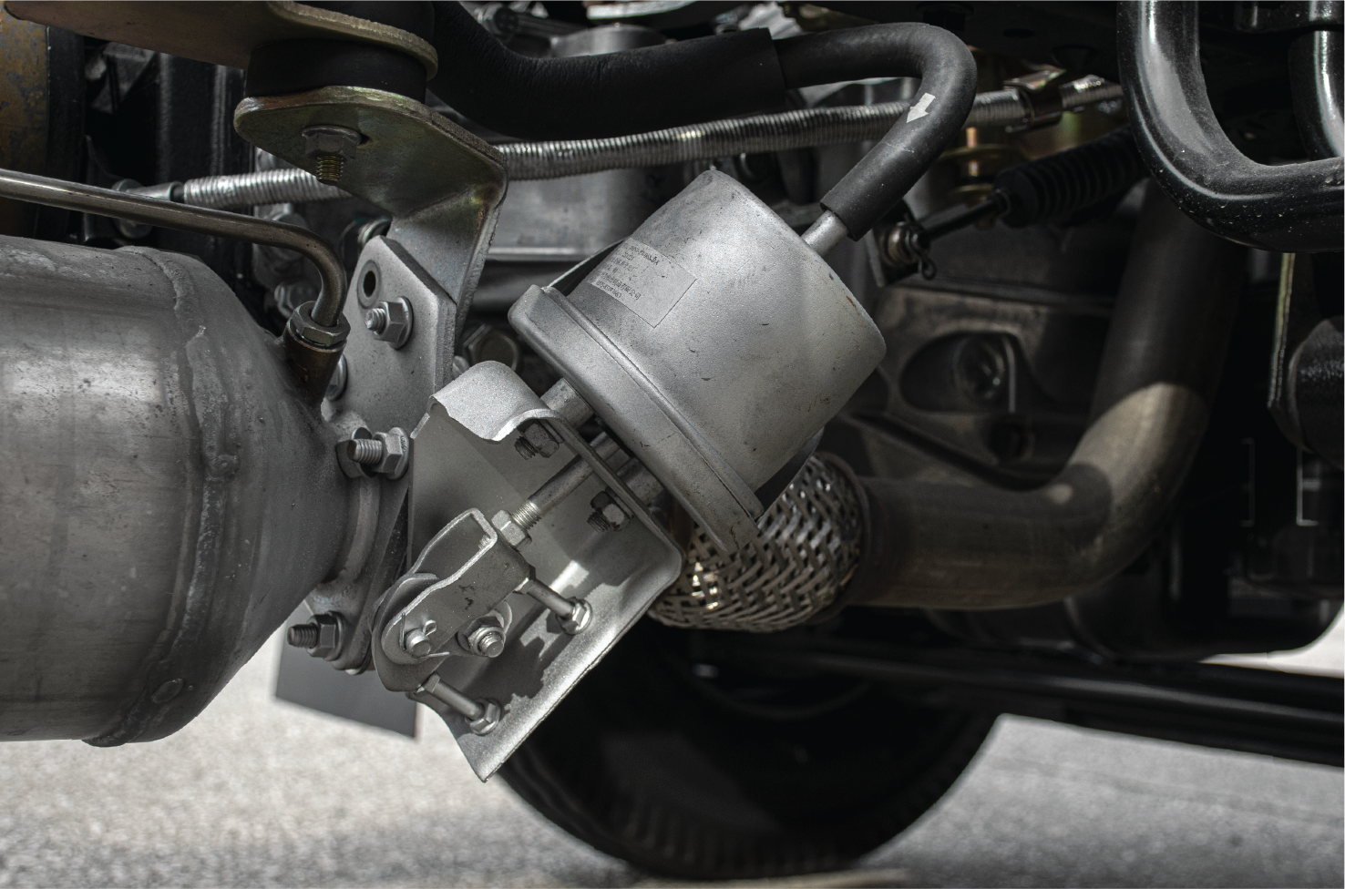 Phanh khí xả (Phanh cúp bô)