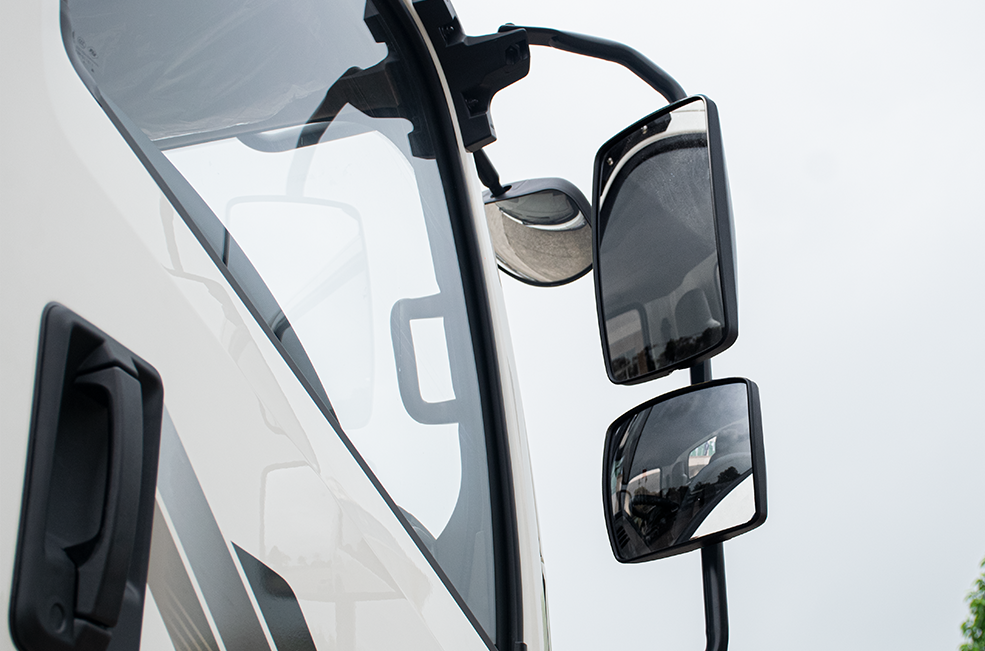 Gương chiếu hậu 2 tầng: gương phẳng và gương cầu